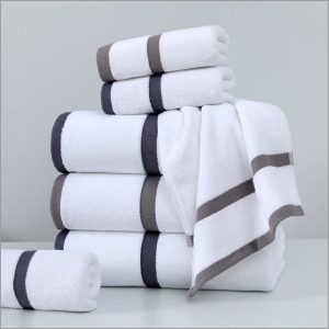 Holiday cotton hotel towel Large